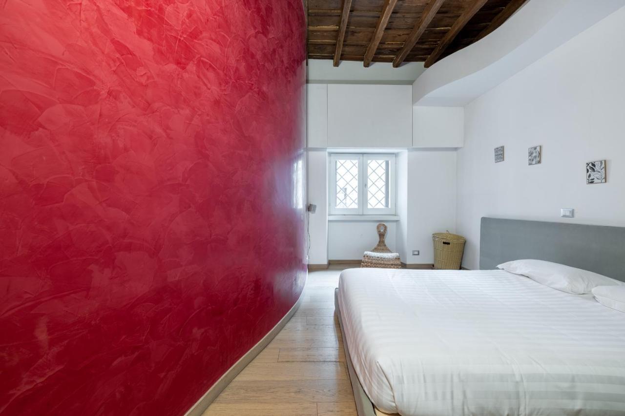 Modern Apartment In Campo De Fiori Рим Екстер'єр фото