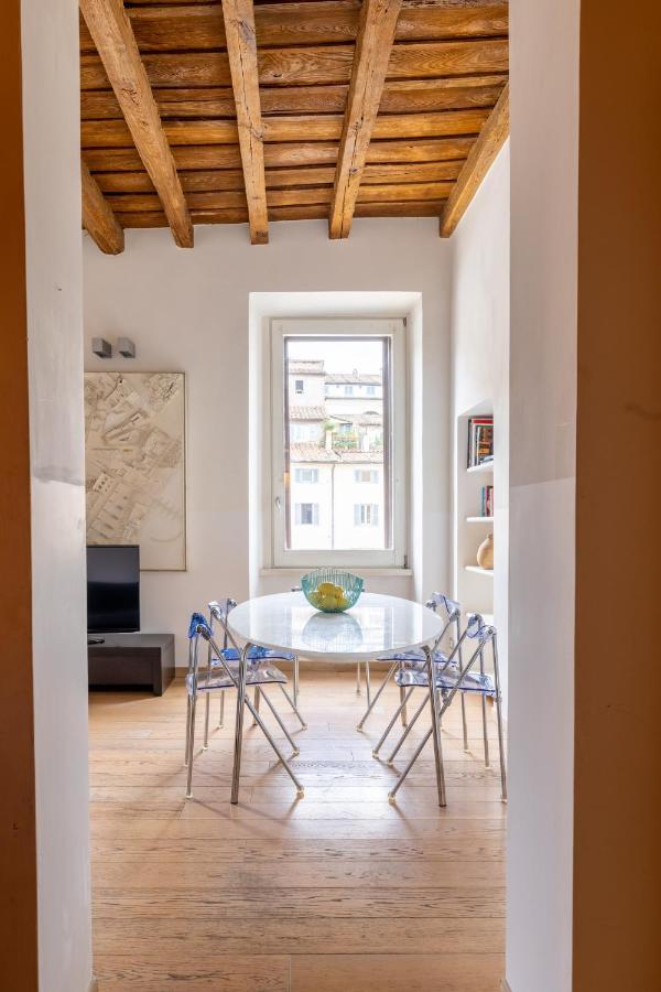 Modern Apartment In Campo De Fiori Рим Екстер'єр фото