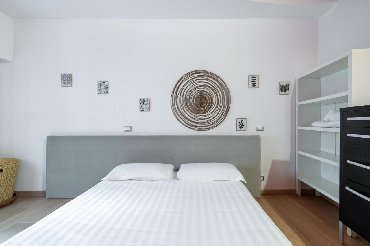 Modern Apartment In Campo De Fiori Рим Екстер'єр фото